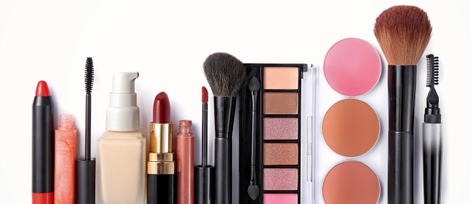 New Year’s Resolution: Setting Up the Perfect Makeup Sanitation Routine!