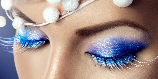 Winter holiday makeup looks for Christmas glam