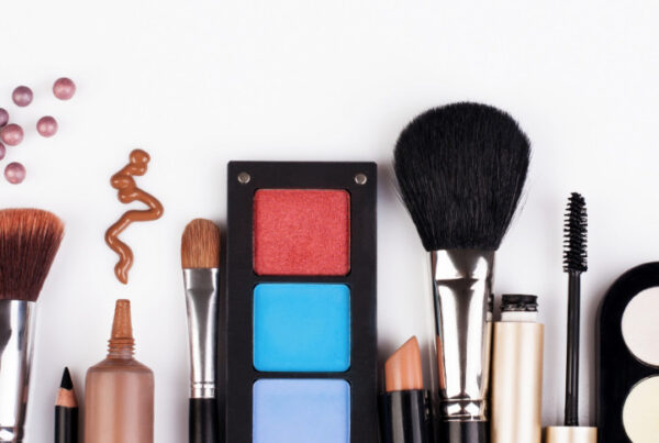 QC Makeup Academy free makeup kit