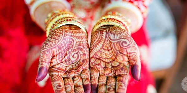 Global Beauty makeup training in henna application