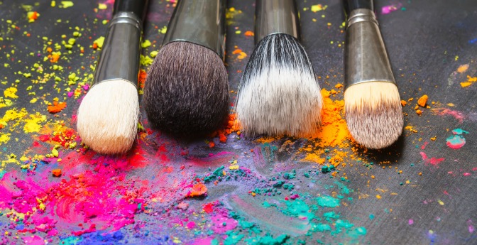 4 Signs You’re Ready to Expand Your Makeup Services