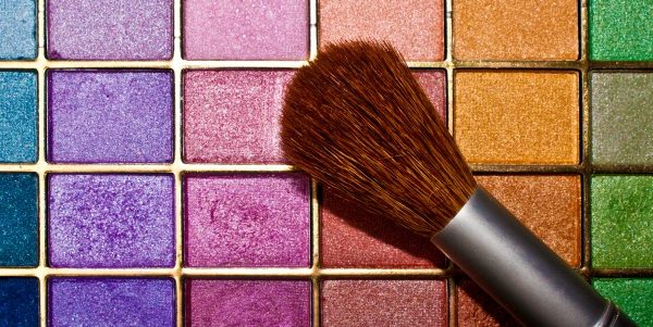 building your makeup artistry kit