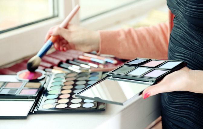 makeup-artist-online-training-palette