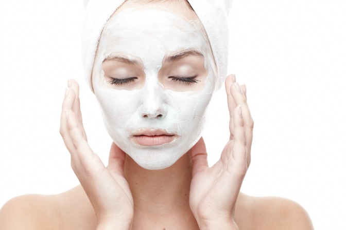 Lush face masks for clear and glowing skin in the winter
