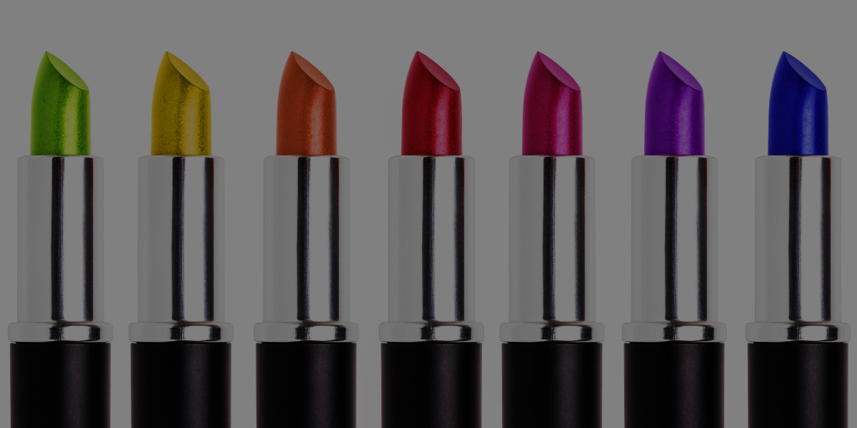 7 Hydrating Lipsticks (That Will Keep Your Pout Kissable!)