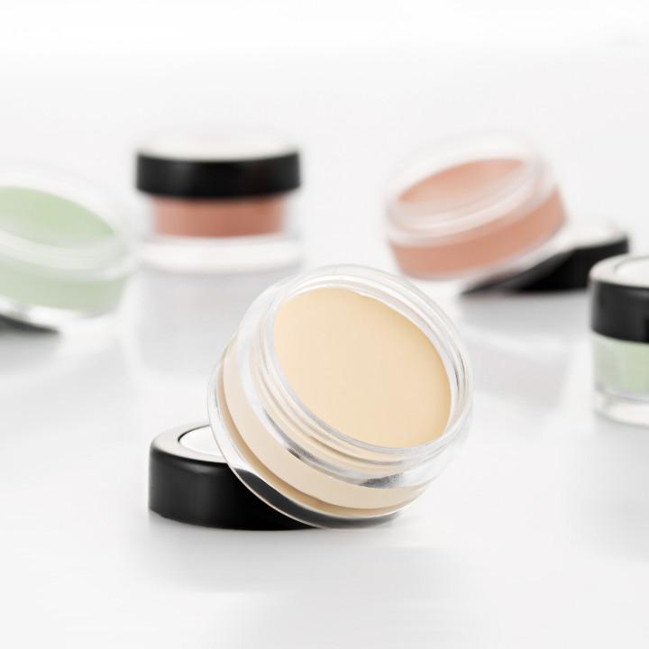 color correcting concealers for your professional makeup kit