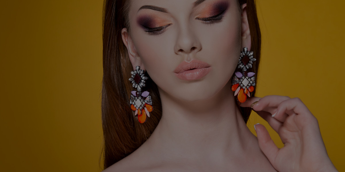 How to a Makeup Artist in Chicago QC Makeup Academy