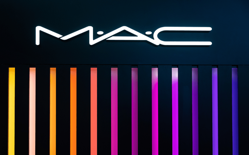 Training To A Mac Makeup Artist Saubhaya Makeup