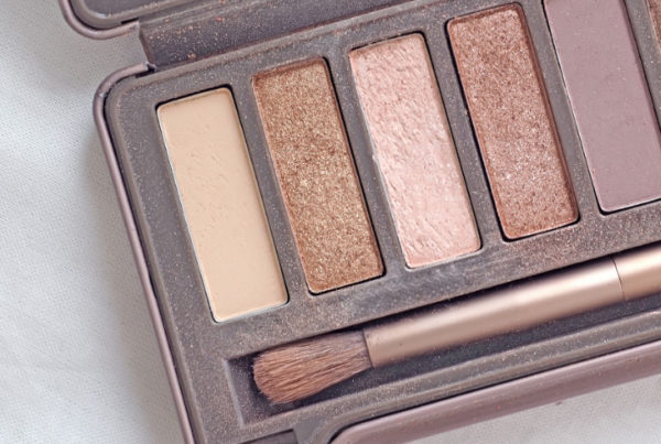 urban decay naked palettes - makeup artist kit essential