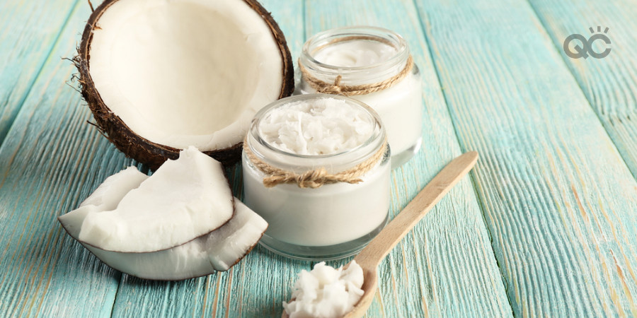 coconut in many forms including coconut oil in jars is comedogenic
