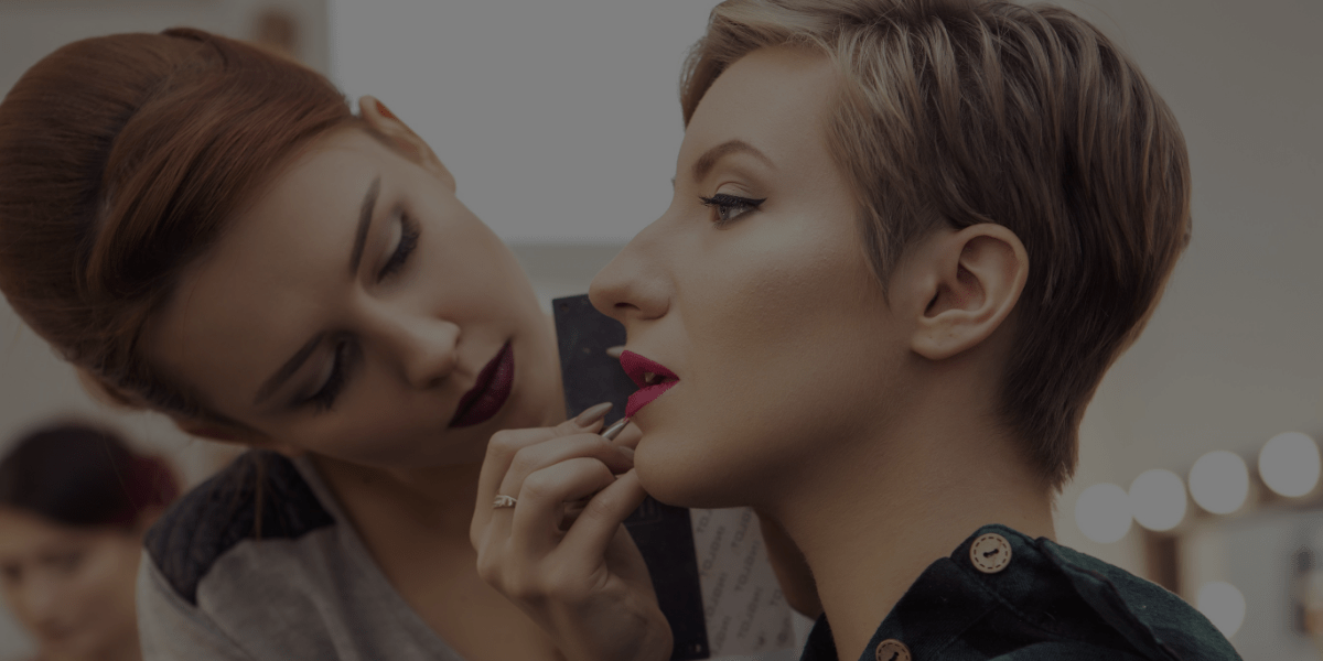 How to Become a Makeup Artist: The Top 3 Do’s and Don’ts