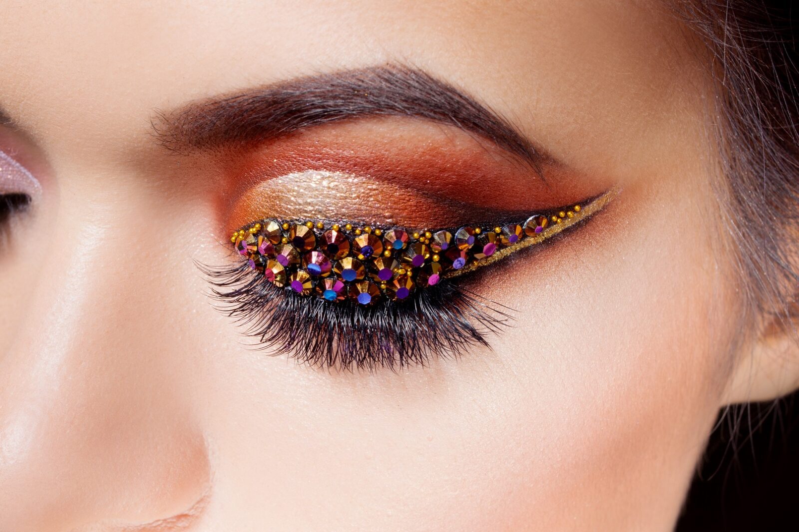 Makeup trends in 2022 in-post image 3, eye makeup embellishments