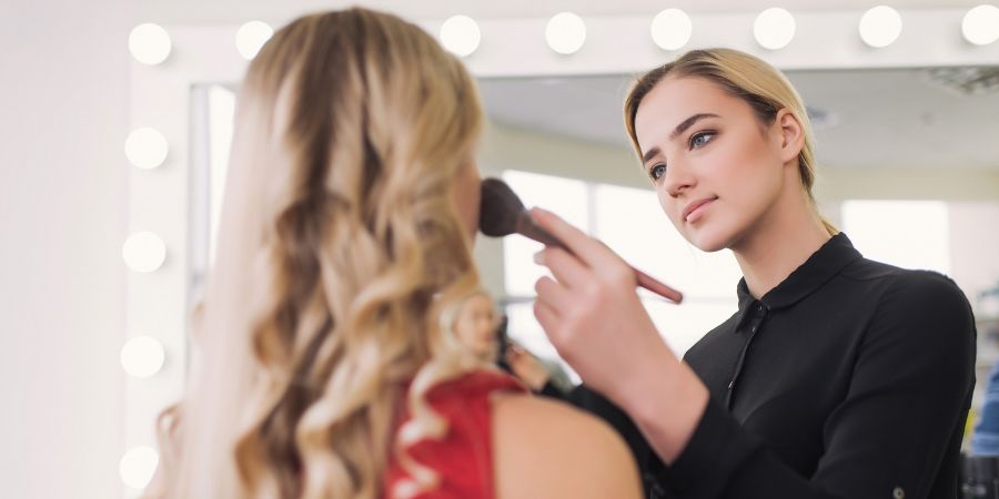 How to boost revenue for your makeup business in-post image 1