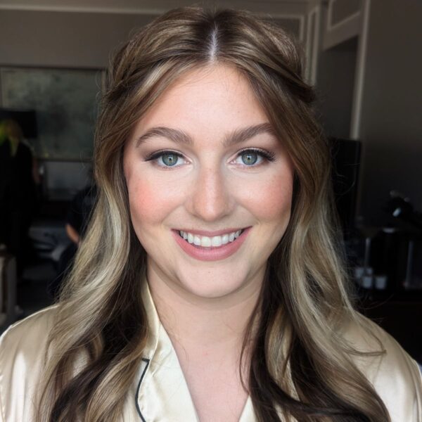 QC Makeup Academy graduate Samantha Herom in-post image 3